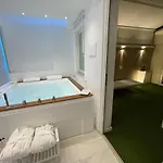 Ciclopi شقة فندقية